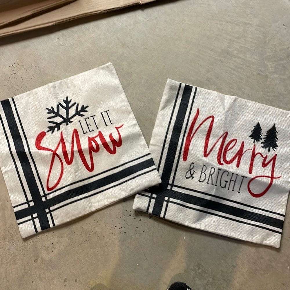 2 Holiday outdoor pillow covers